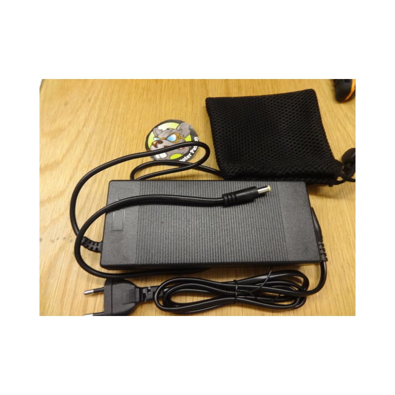 Oplader 42V elektrische step Etwow Etwow Booster S+ Confort en Booster Plus V Confort