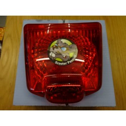 feu arrière Vespa GTS Super Piaggio belgique france pièce détachée acheter