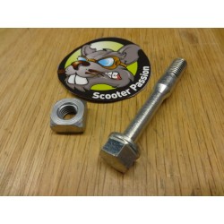ecrou guidon vespa V50 Primavera ET3 belgique pièces de rechange piaggio scooter vintage