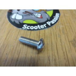 Vis fixation couvercle de deck - M5X16