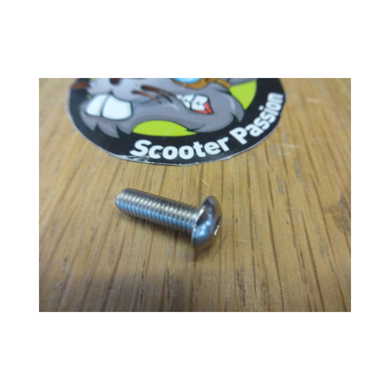 Vis fixation couvercle de deck - M5X16