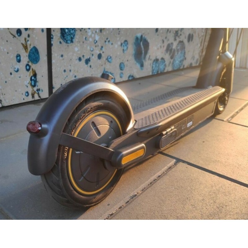 support renfort garde boue arrière ninebot g30 max