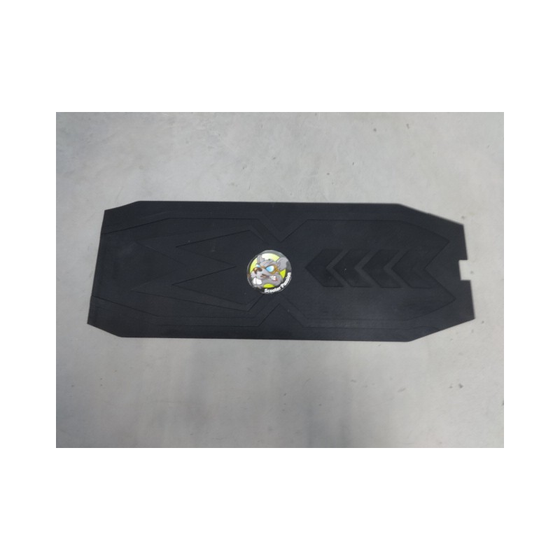 tapis revetement caoutchouc noir deck mantis K800 GT