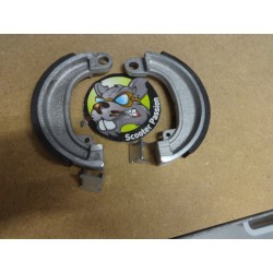 Reschoenen vooraan...