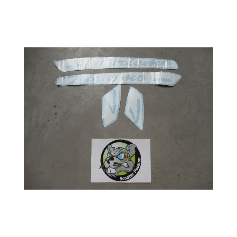 Kit stickers "TURISMO" voor Vespa GTS BLAUW bij scooter passion in belgie