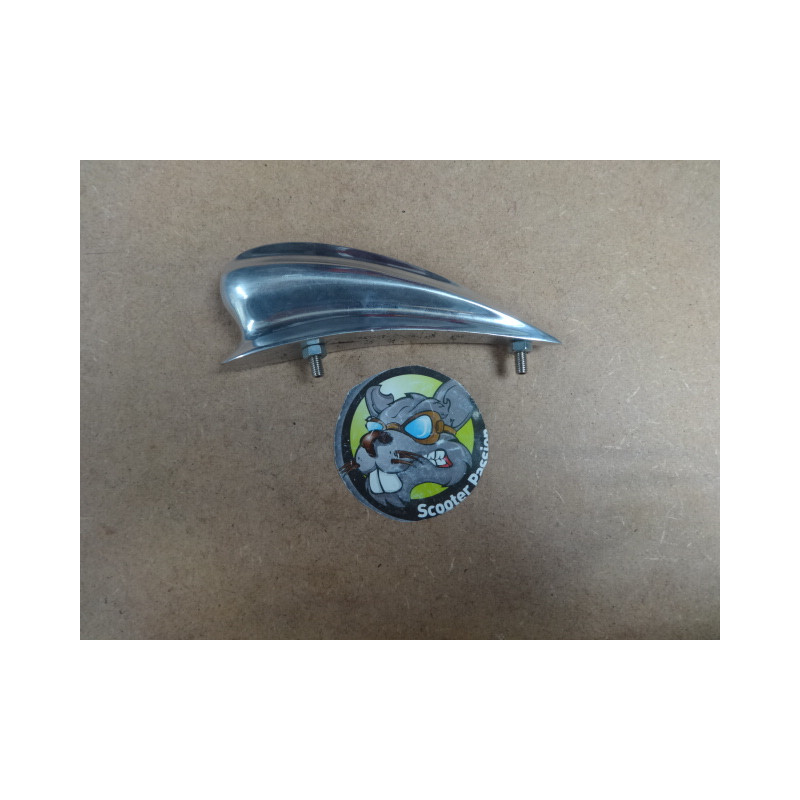 Crête de garde-boue forme de goutte pour Vespa 125 ACMA chez scooter passion