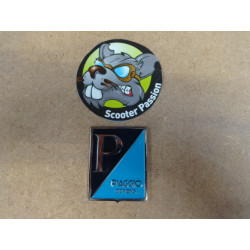 Emblème en métal PIAGGIO GENOVA pour vespa  chez scooter passion
