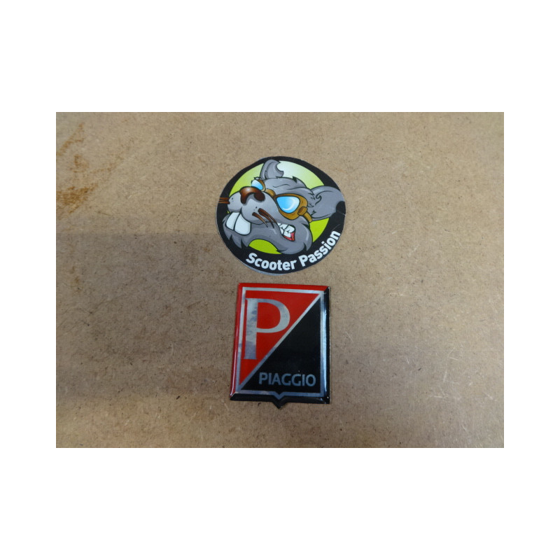 Emblème PIAGGIO en plastique pour Vespa VNB/Rally/Sprint/PX/VBA/GTR/T5