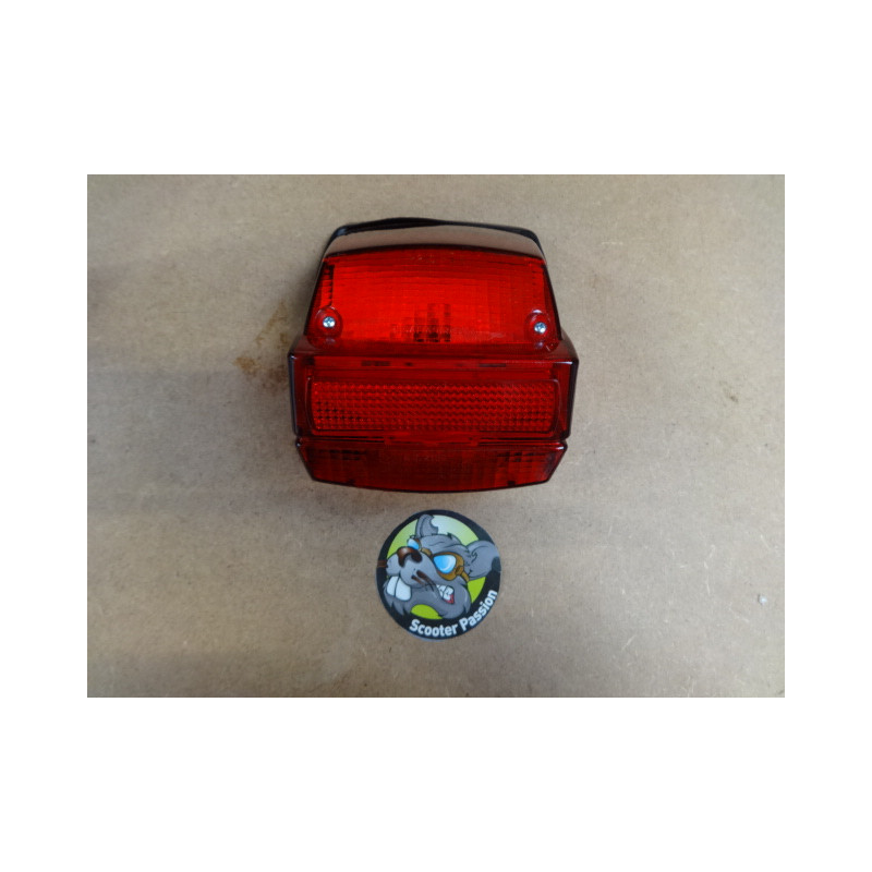 BOSATTA achterlicht voor Vespa 50 Speciaal /ET3/ETS bij scooter passion in belgië