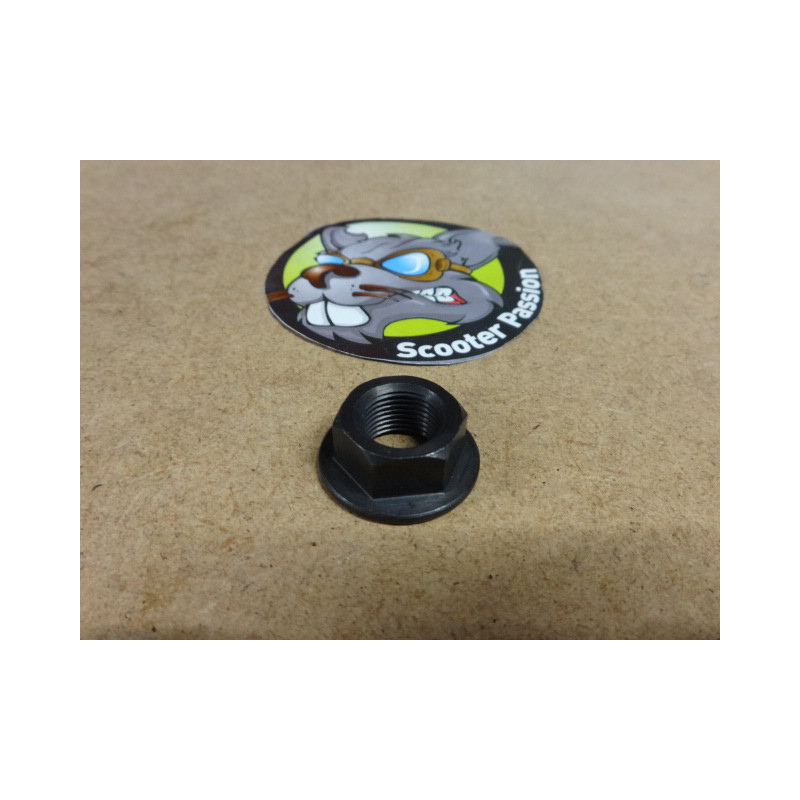 ecrou volant moteur lambretta allumage 4 bobines