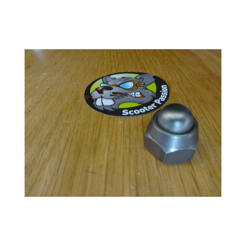ecrou axe moyen avant lambretta li tv sx