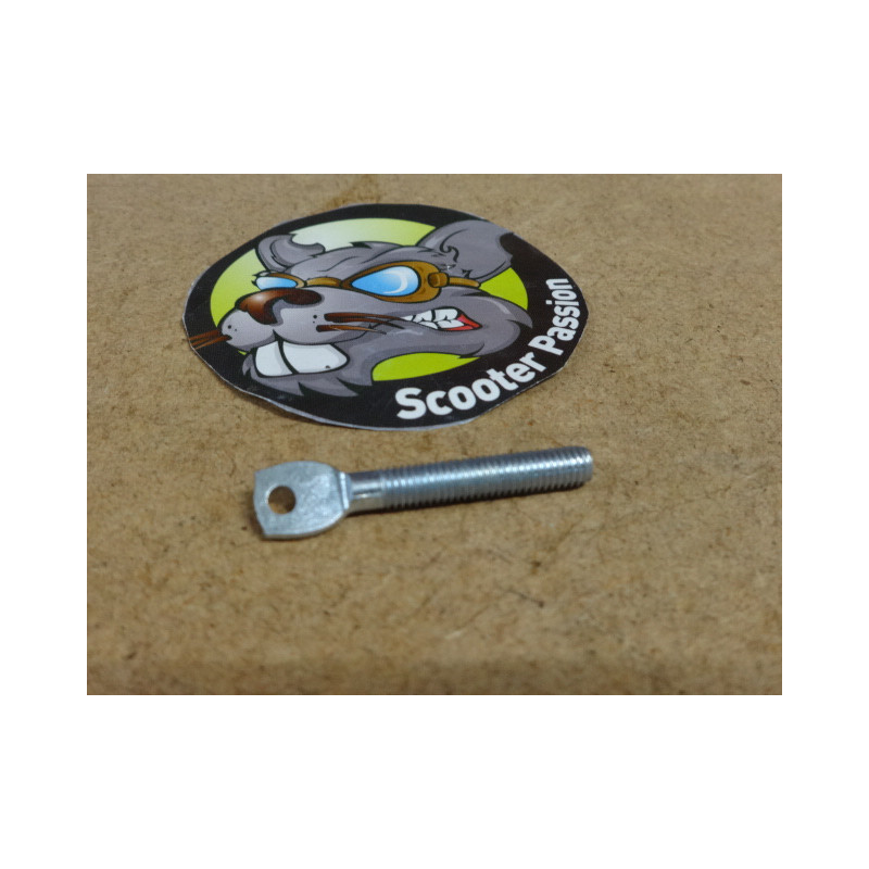 axe fileté ecrou fermeture réservoir essence vespa