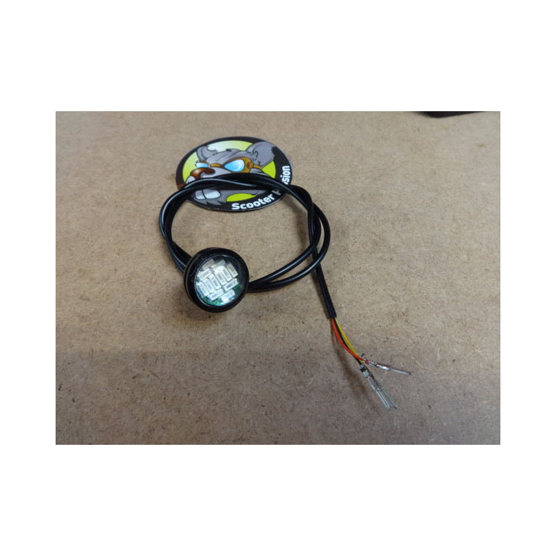 Achterled verlichting rood + remstop led elektrische step Minimotors Bluetran Lightning