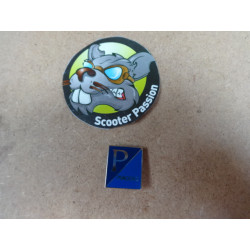 Pins "PIAGGIO" bleu