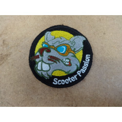Broderie logo Scooter Passion chez scooter passion en belgique et en france
