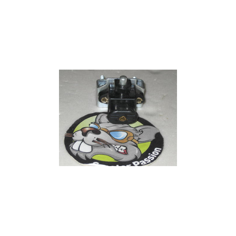 contacteur pédale de frein une connexion casa lambretta chez scooter passion en belgique