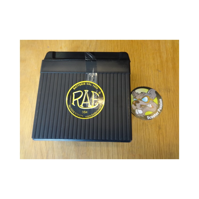 Accu Lambretta Serie 3 TV 175 en SX 200, GP/DL