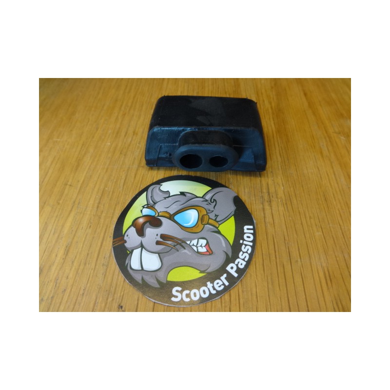 Rubber afdichting voor Lambretta 3 LI en Special 1962 tot 1964 kabelboom aansluitdoos chez scooter passion