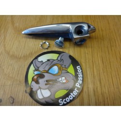 Hendel LINKS sluiting zijpaneel Lambretta Serie 3 en Junior