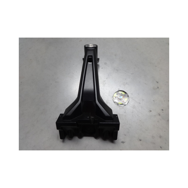 Frame steun voor scharnier onderste arm stuurkolom  Vsett10+