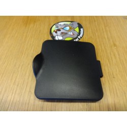 Deurtje PLASTIC ZWART toegang benzinetank Lambretta GP DL