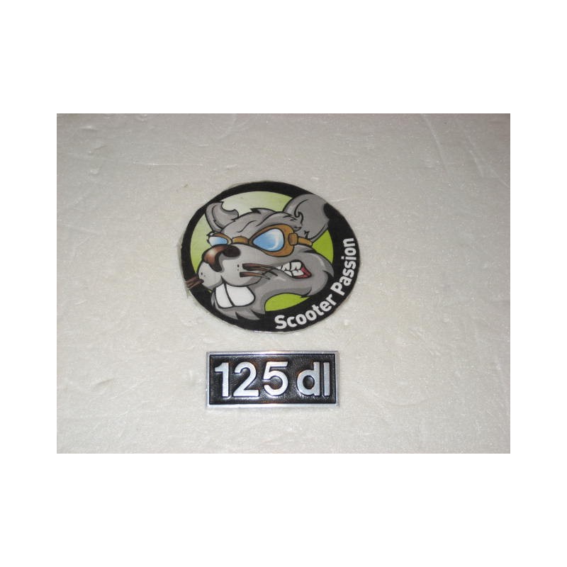 Emblem beenschild "125 dl" voor Lambretta GP DL bij scooter passion in belgië