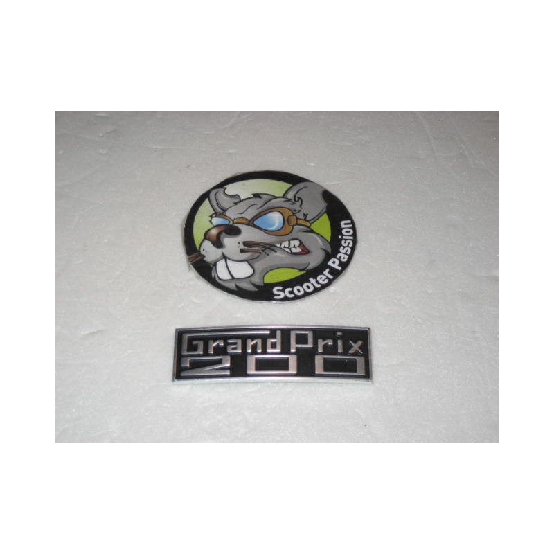 Emblème "200 Grand Prix " tablier Lambretta GP/DL chez scooter passion