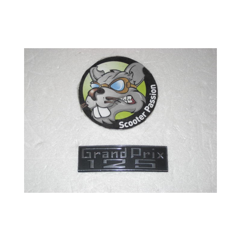 Emblème "125 Grand Prix " tablier Lambretta GP/DL chez scooter passion en belgique et en france