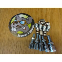 Kit BASIC serres-câbles, tendeurs de gaines, embouts de gaines Vespa Classic chez scooter passion