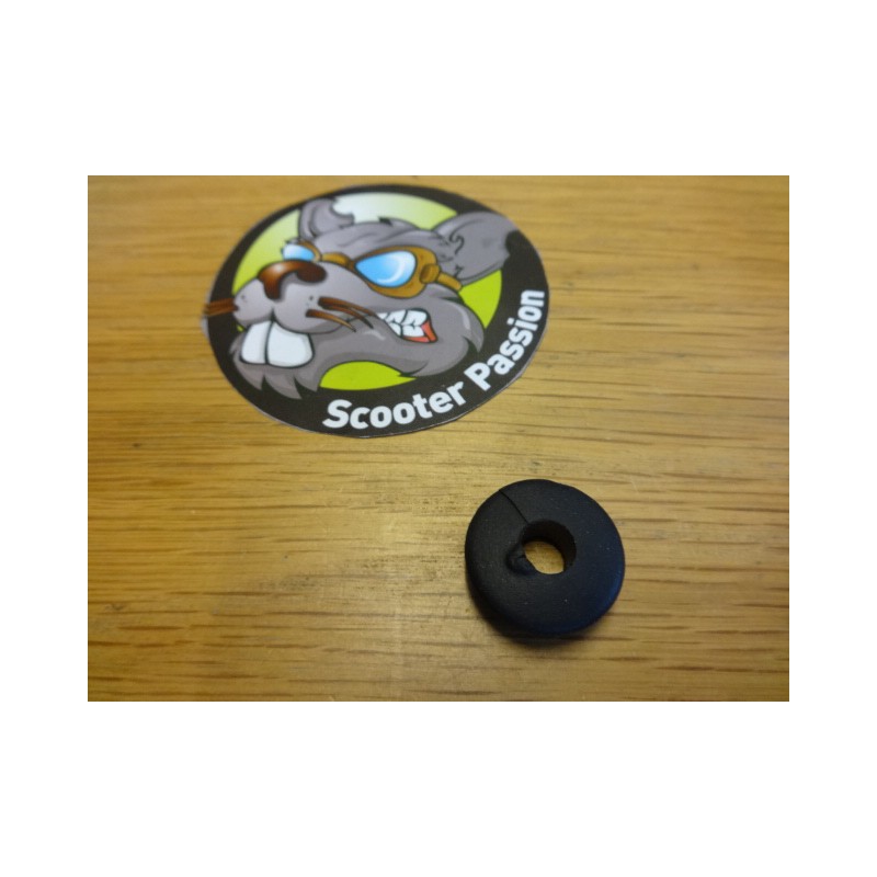 Rubber stang benzienkraan  vespa piaggio belgie nederland te koop