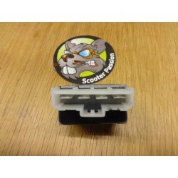 regelaar 12V vespa lambretta