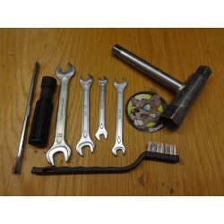 Kit de 7 outils de secours...