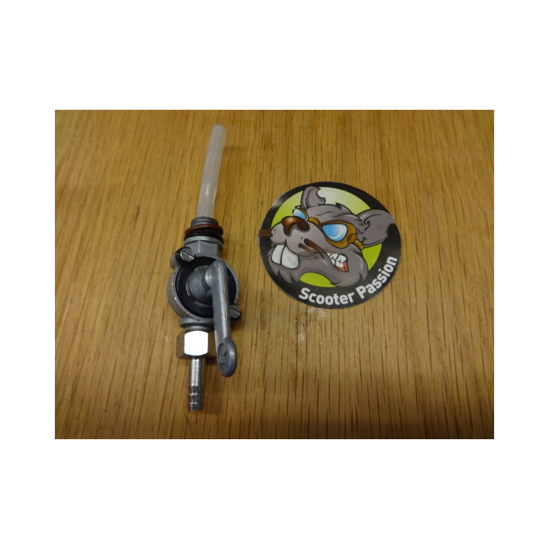 kopen uw onderdeel benzinekraan lambretta B C LC in Belgie en nederland bij scooter passion