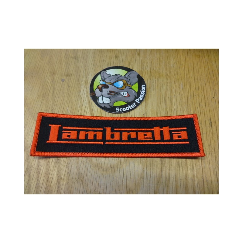 Broderie Lambretta Red Black