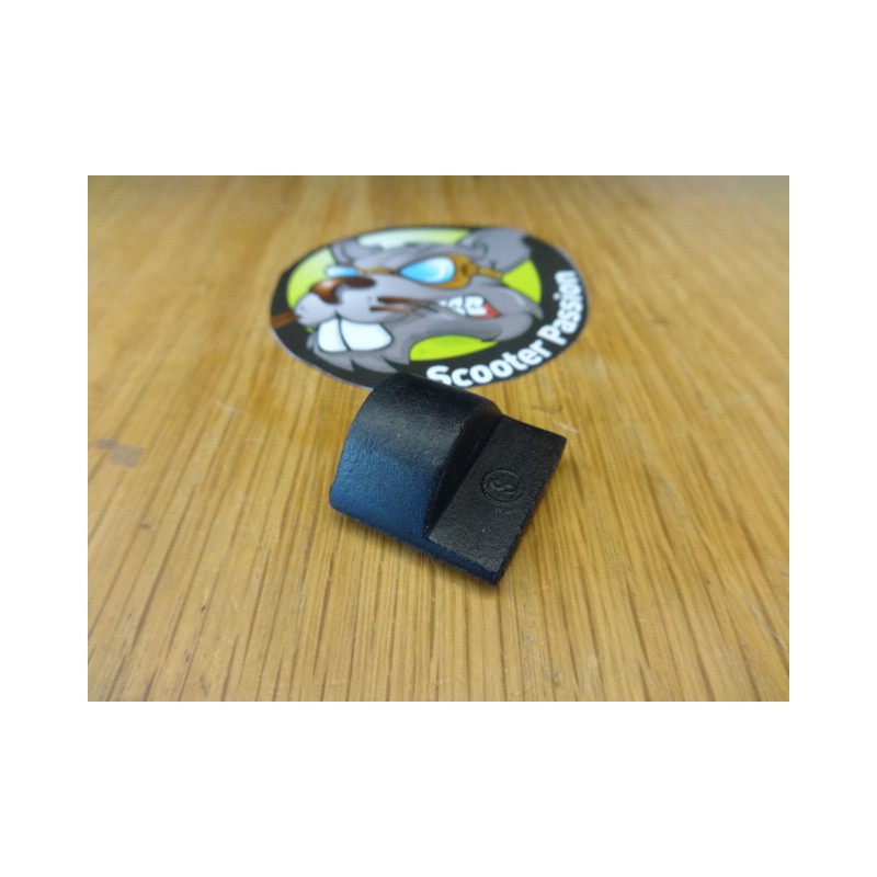 Rubber buffer kickstarter 26x22x12mm pour Vespa