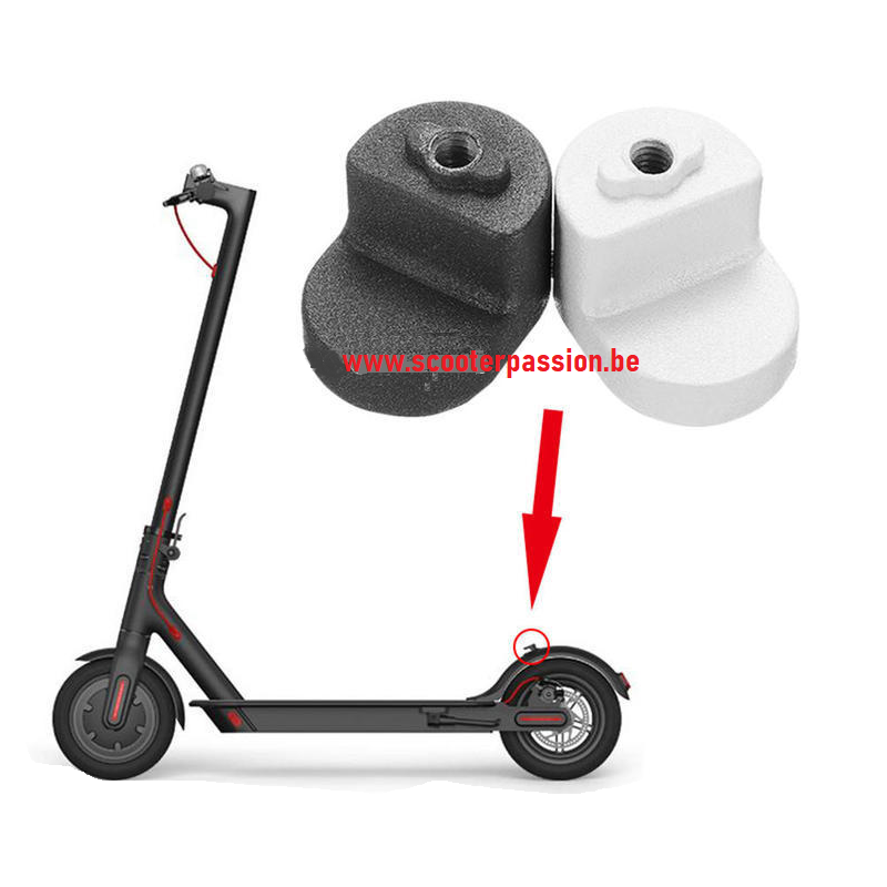 crochet noir attache de potence sur garde-boue de trottinette electrique xiaoi m365 chez scooter passion