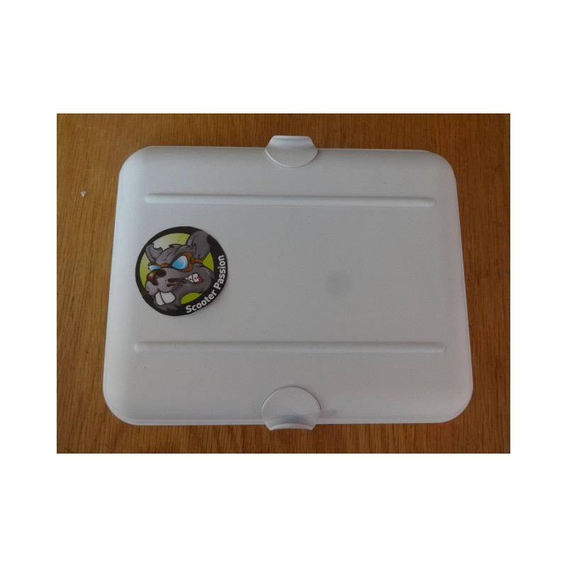 couvercle boite à gants lambretta D à vendre belgique france