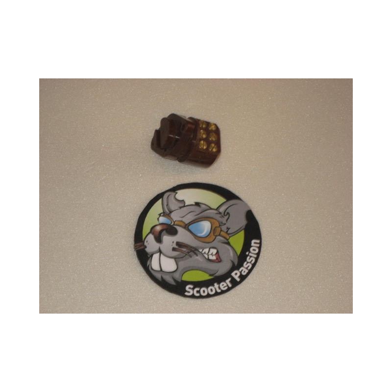 Prise basse tension bakélite Lambretta D150, LD 1956 à 1958 chez scooter passion