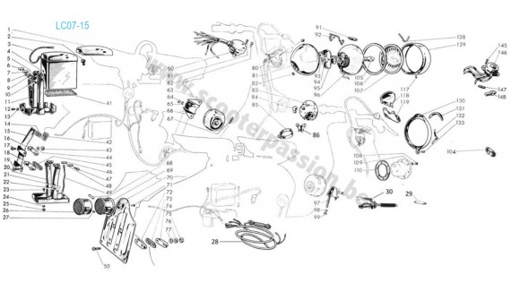 Phares, klaxon, commutateur, faisceau et porte-plaque